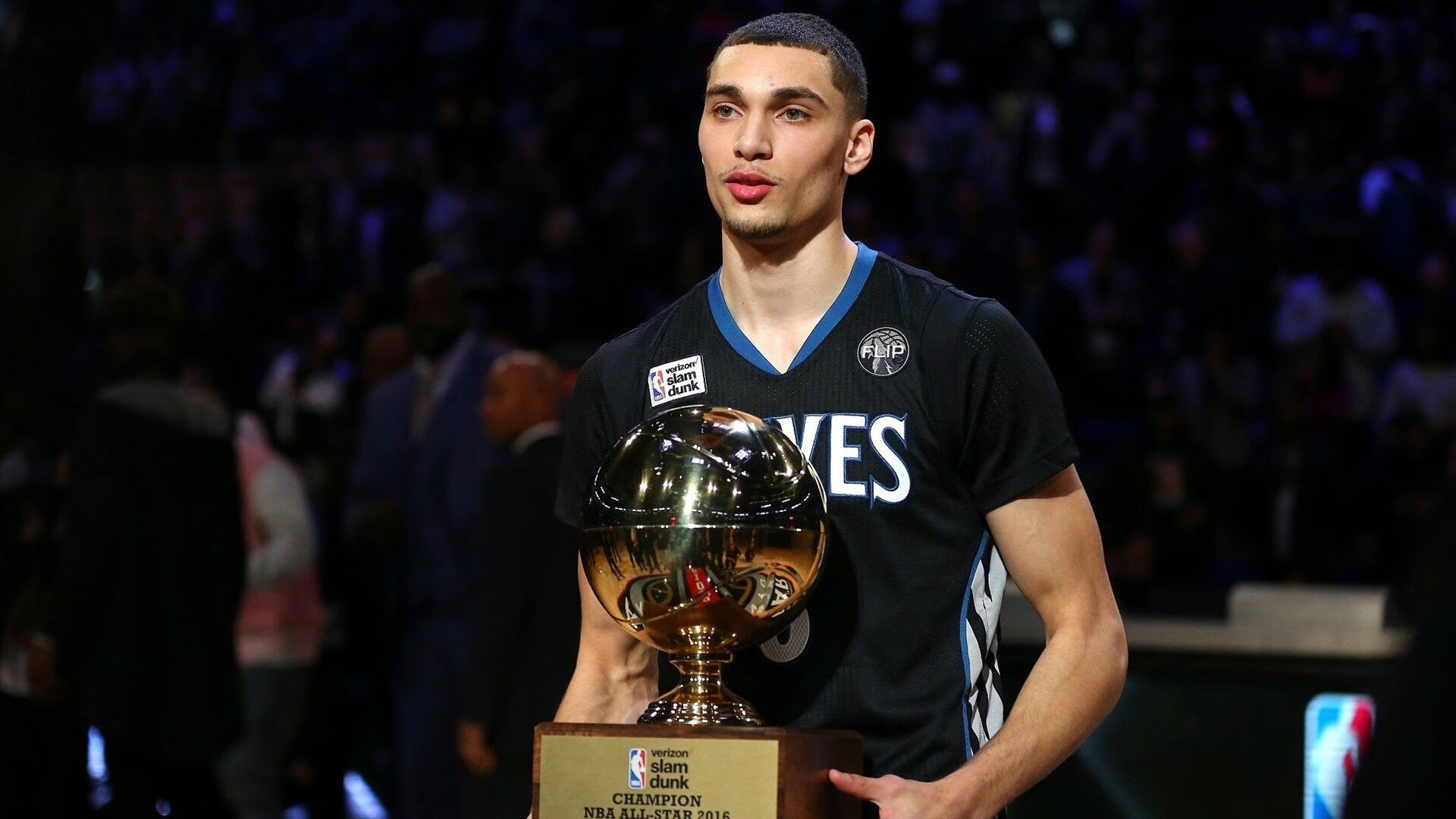 中国篮球主题展览巡回举办展示发展历程与重要瞬间,篮球文化展厅