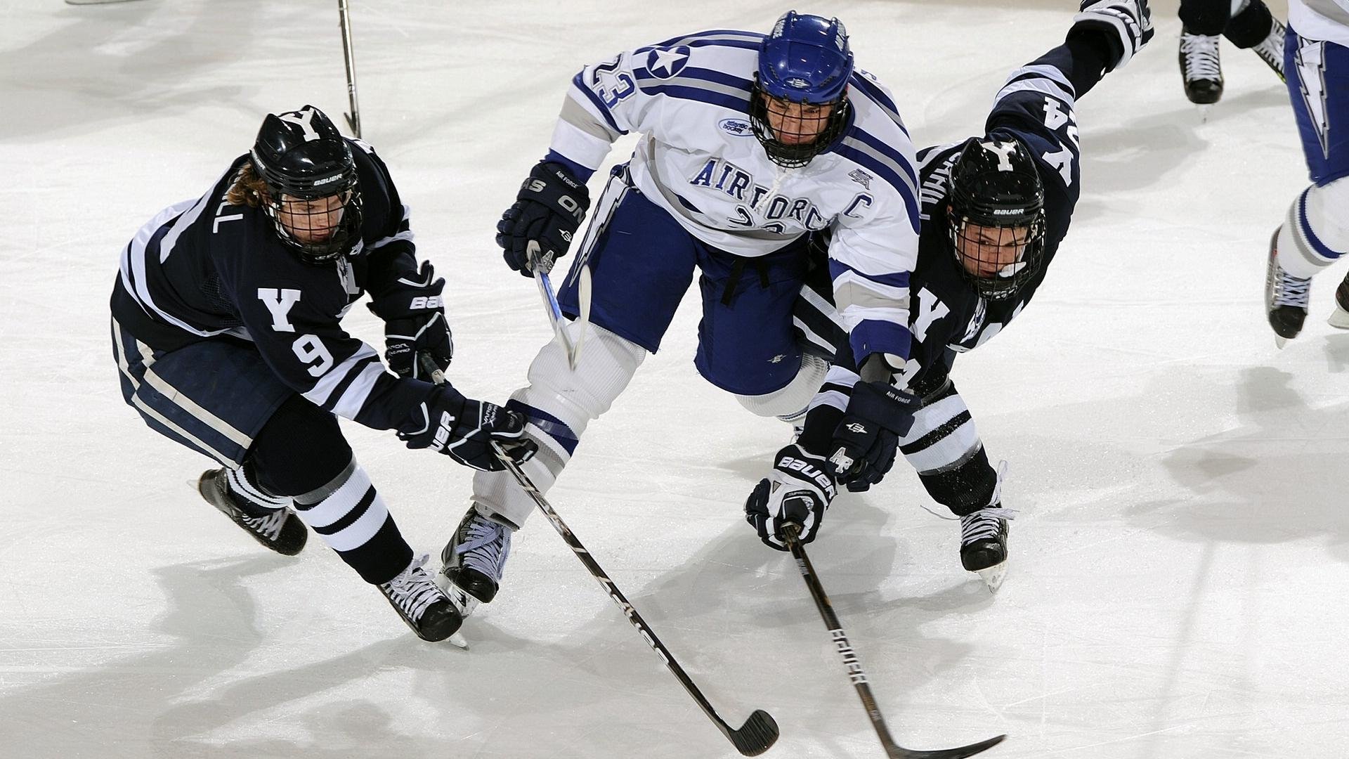 挡拆战术中的最佳搭档组合分析，挡拆战术配合的动作要领